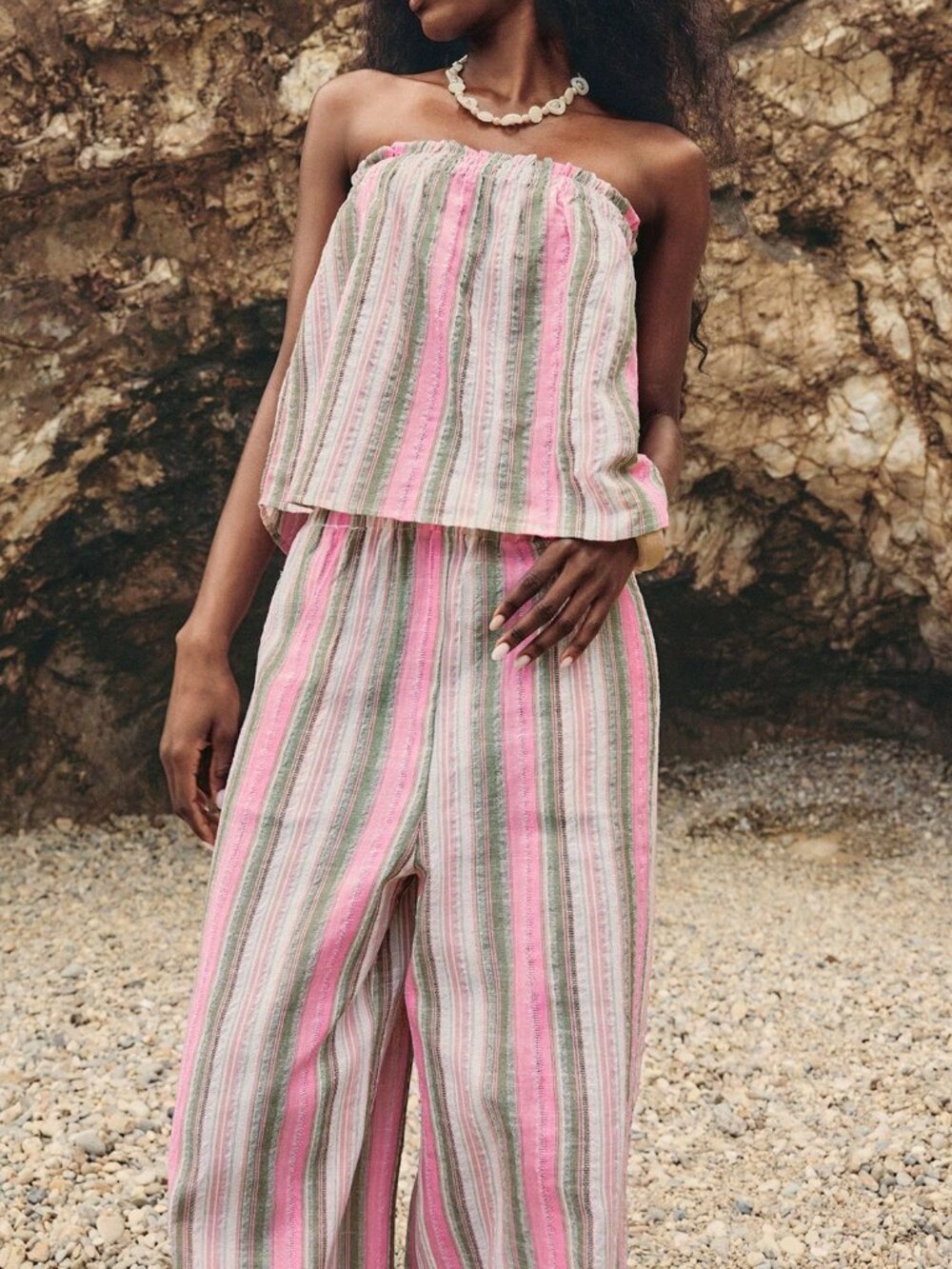 Dusty Pink Boho Women's Striped Two-Piece Set with Pocket Shorts and Top - Picture 4 of 6